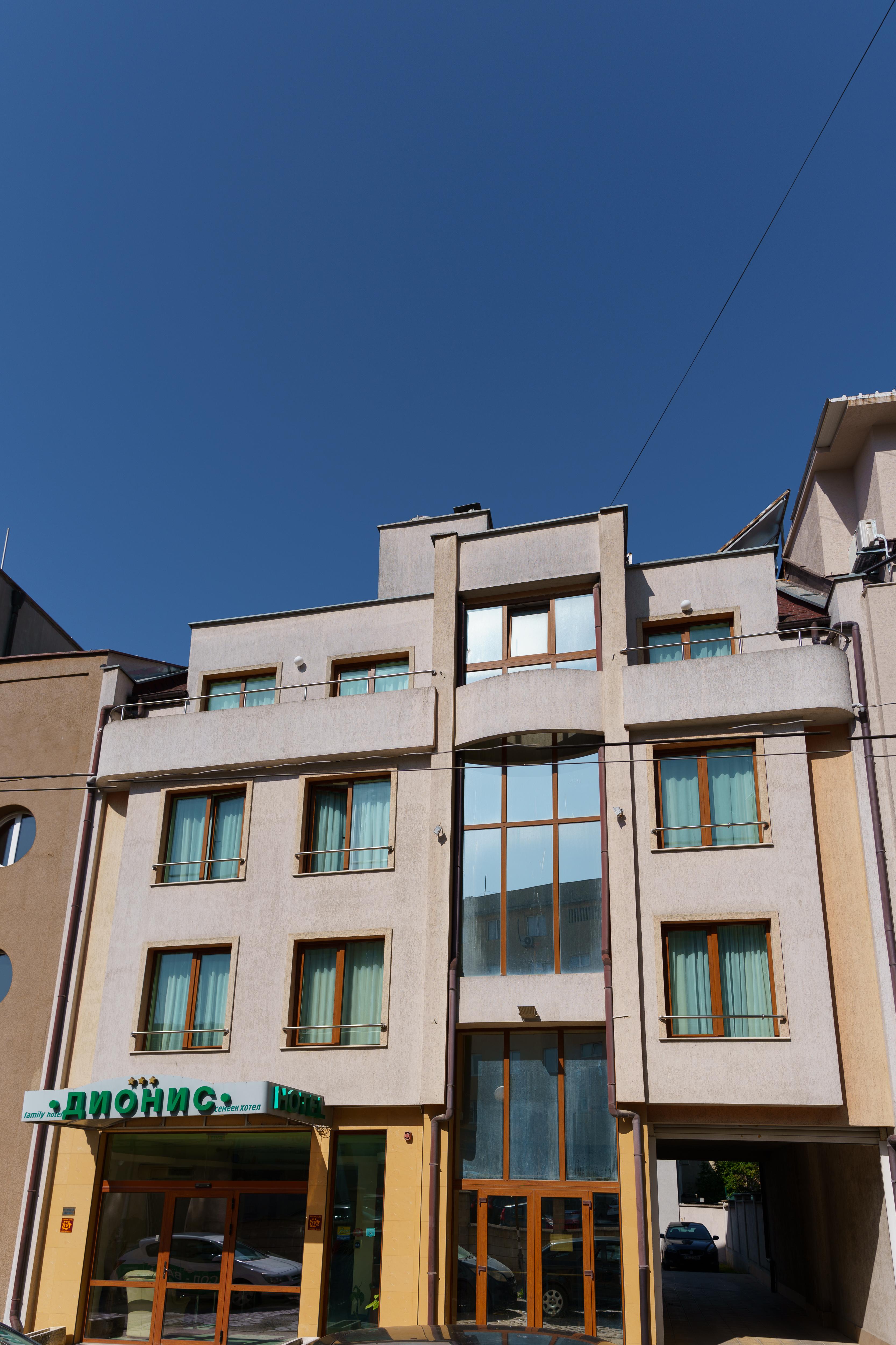 Dionis Hotel Varna Exteriör bild